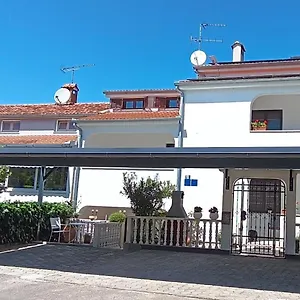Stojakovic Apartment